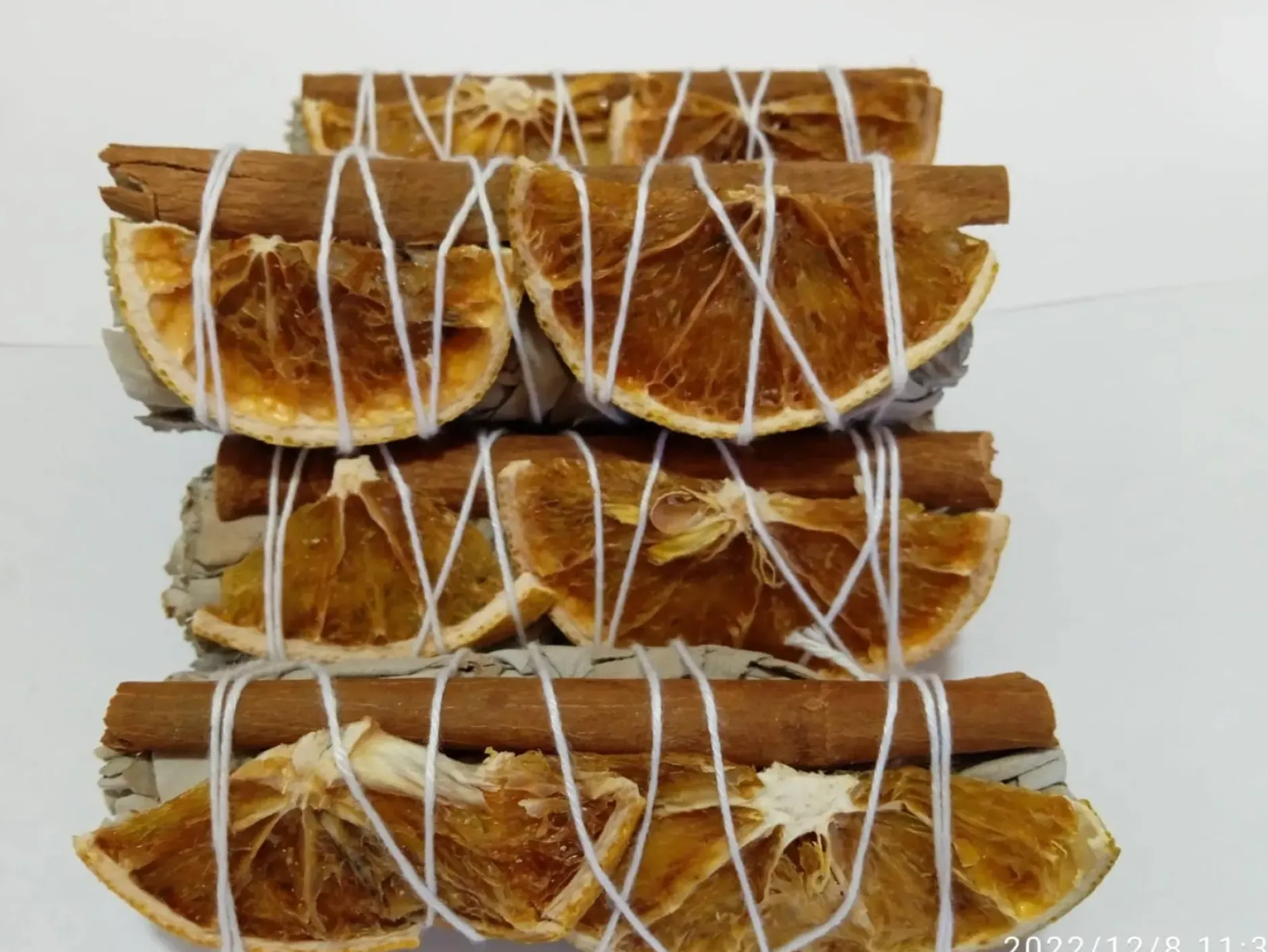 Cheap HippieChic Bouquet de tranches d'orange et de cannelle avec sauge blanche