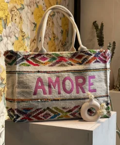 Shop HippieChic Cabas Brodé Indy AmoreFuchsia