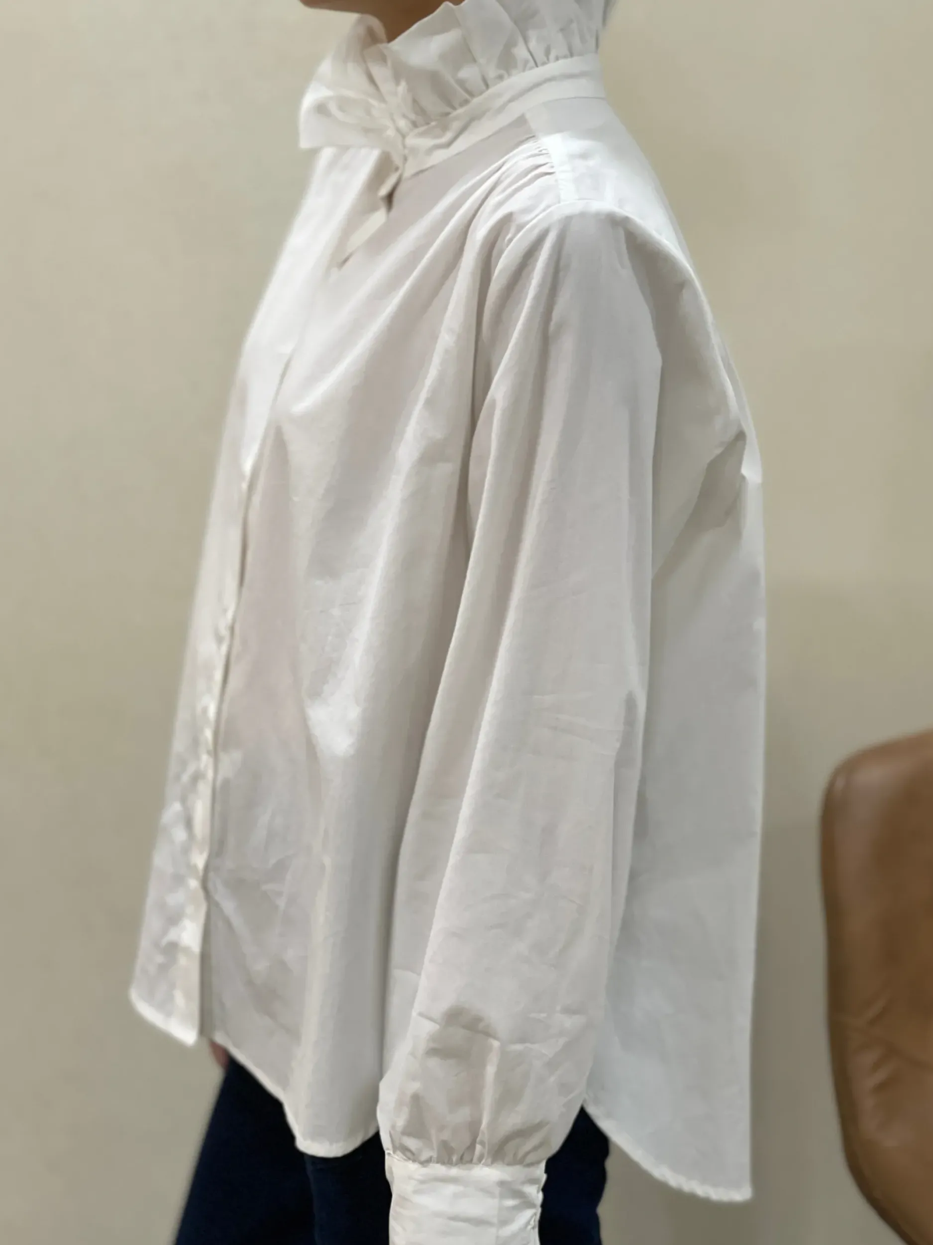 Store HippieChic Chemise Col Montant Froufrou