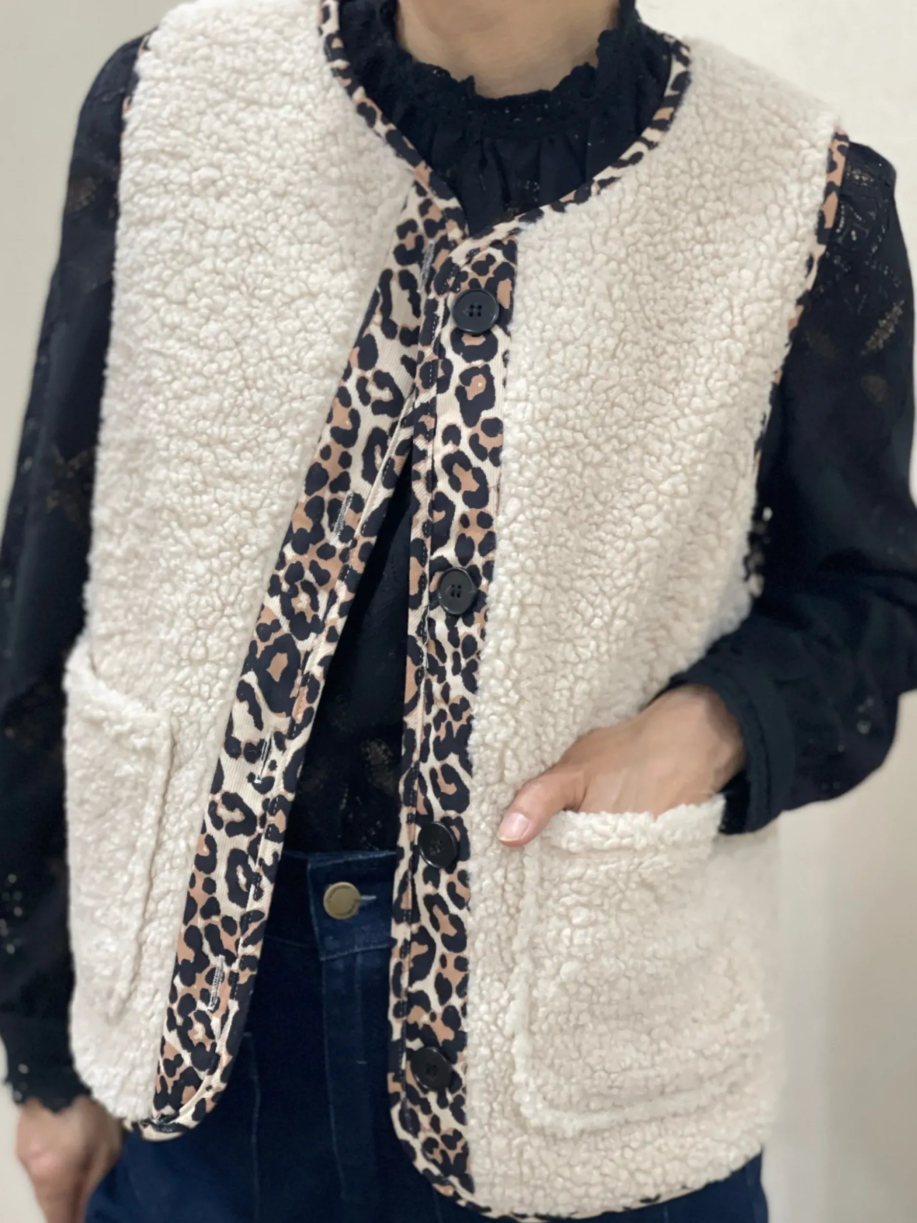 Shop HippieChic Gilet sans Manches Bords Léo