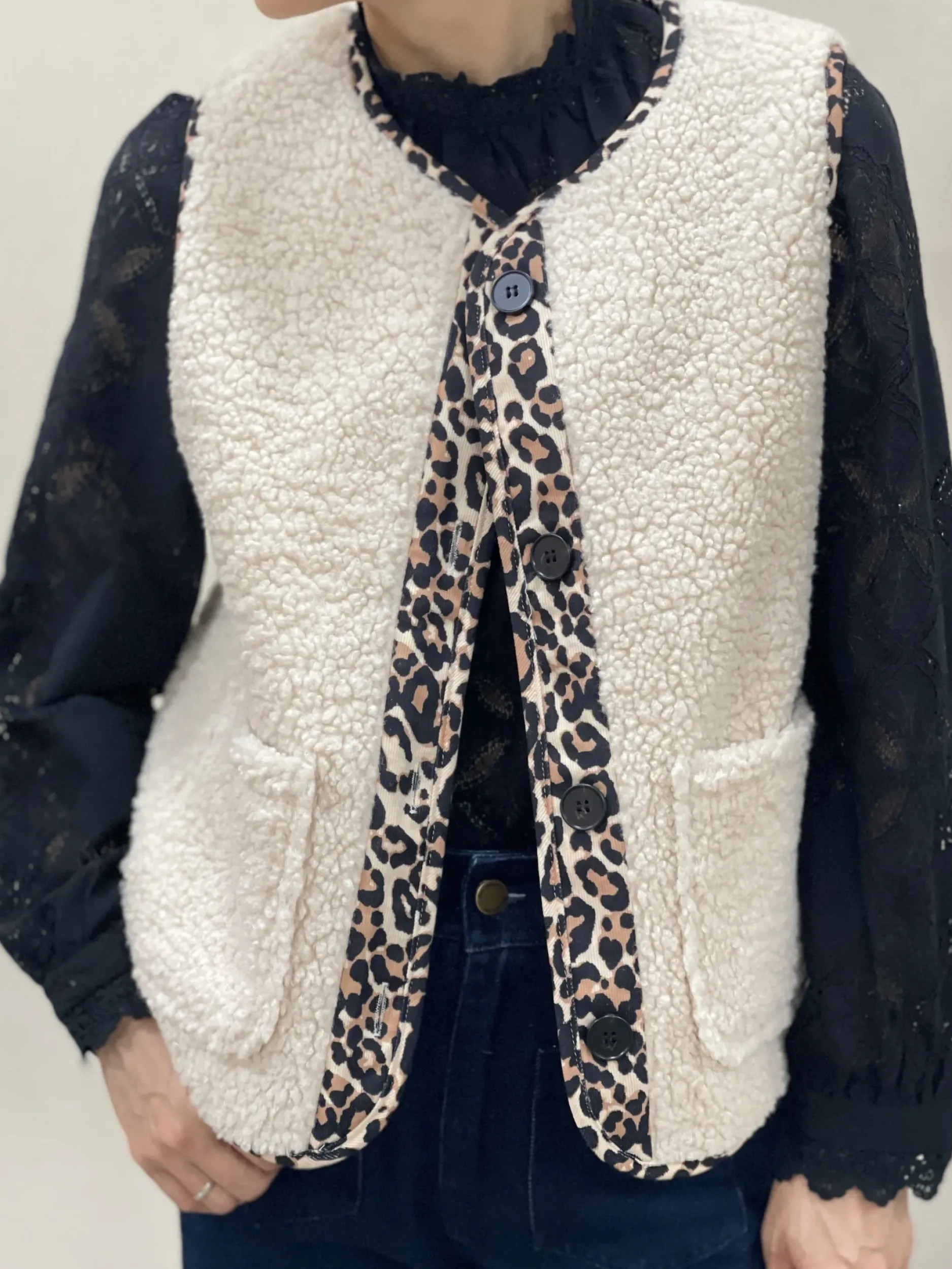 Shop HippieChic Gilet sans Manches Bords Léo