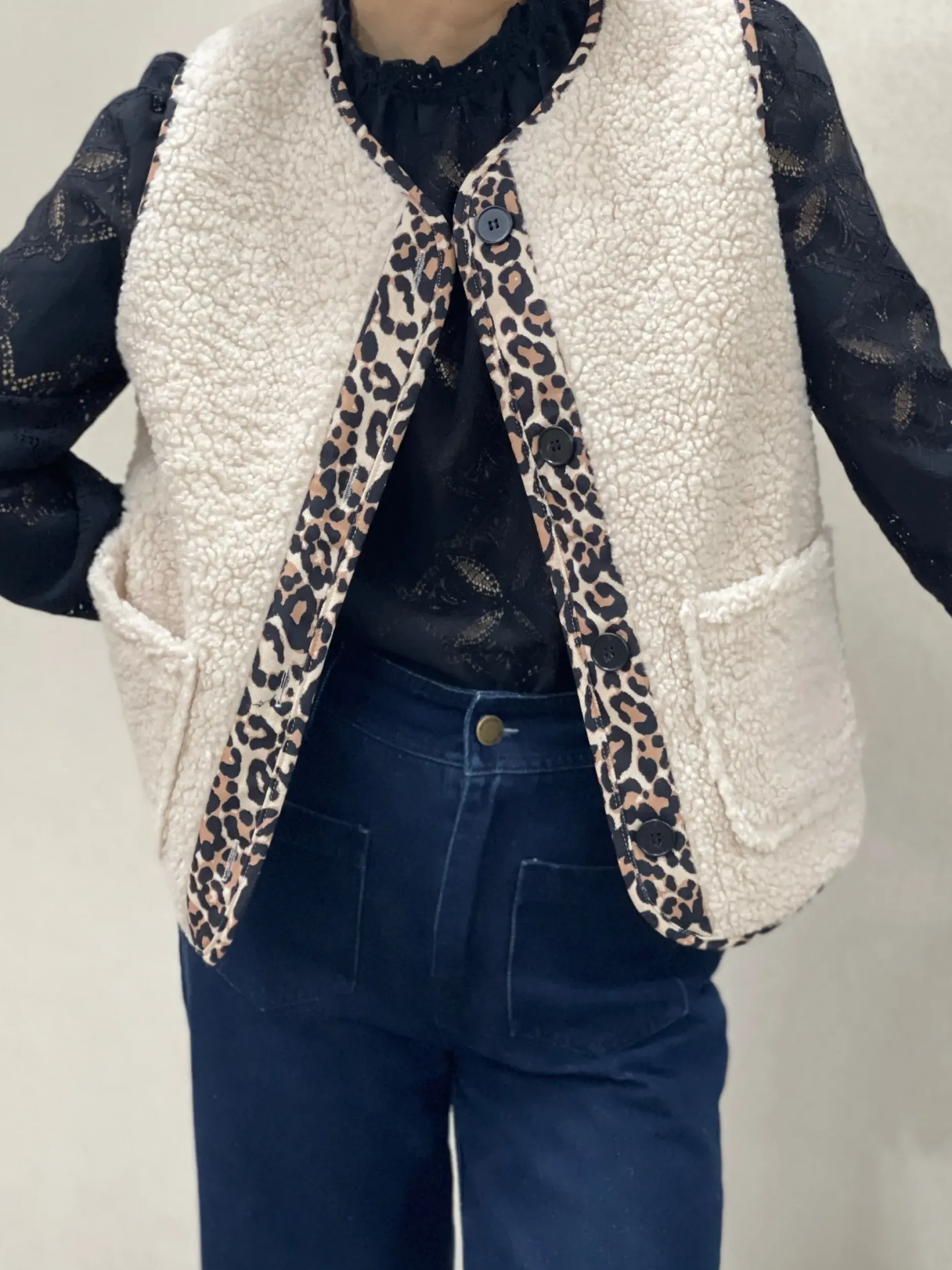 Shop HippieChic Gilet sans Manches Bords Léo