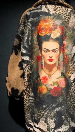 Shop HippieChic Manteau Frida Flowers