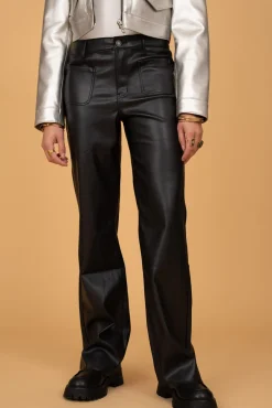 Shop HippieChic Pantalon Wide Leg Simili