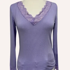 Shop HippieChic Sous Pull Uni avec Dentelles Noir